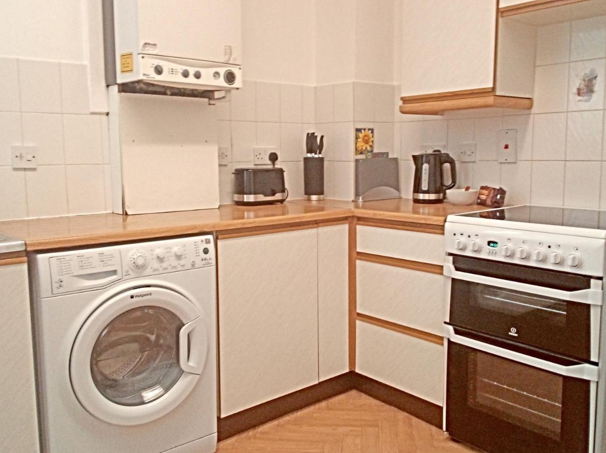 Flat 4, Den House Apartment Teignmouth Bagian luar foto