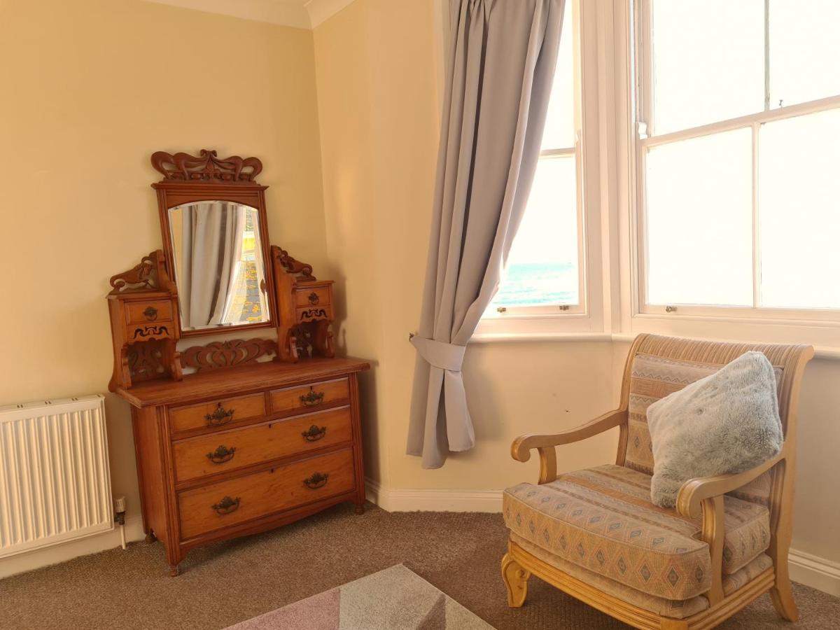 Flat 4, Den House Apartment Teignmouth Bagian luar foto